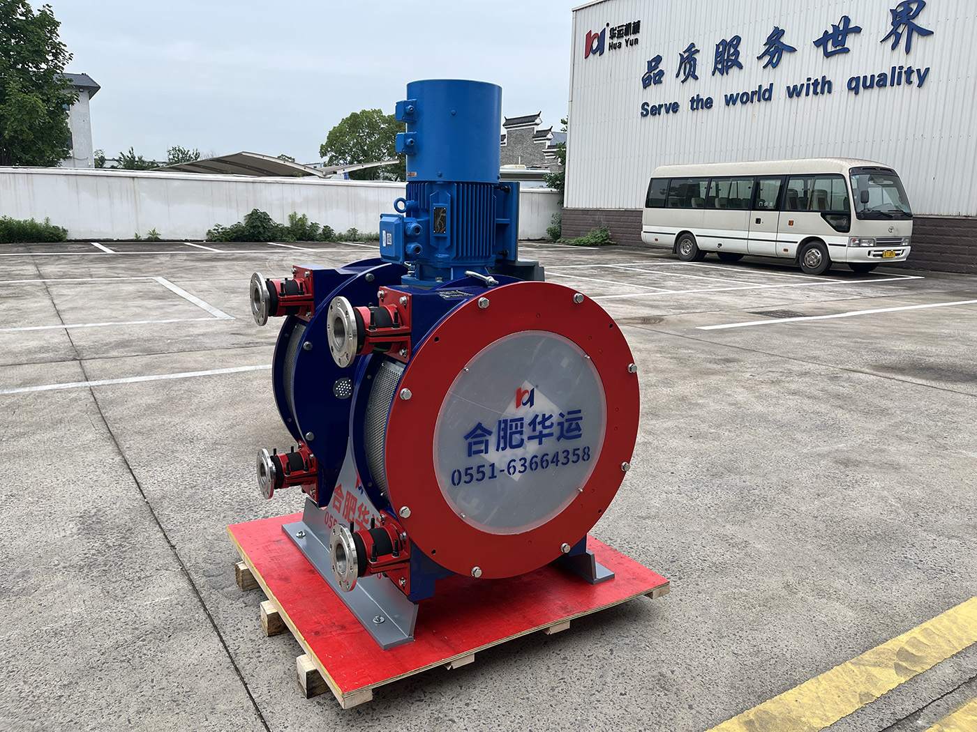 合肥華運機(jī)械鋰電池行業(yè)專用軟管泵制造完成，永磁電機(jī)賦能綠色智造